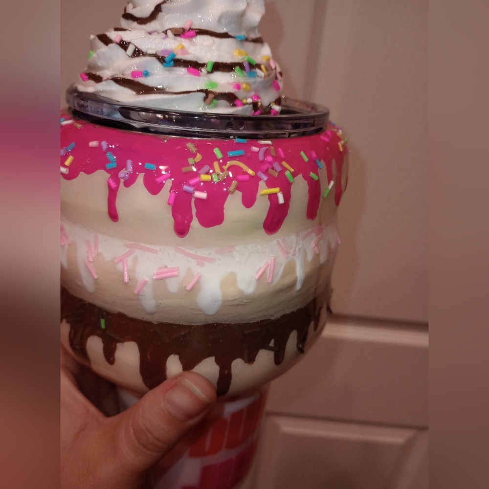 Dunkin Dunkie junkie 3d tumbler!!! - Picture 5 of 7